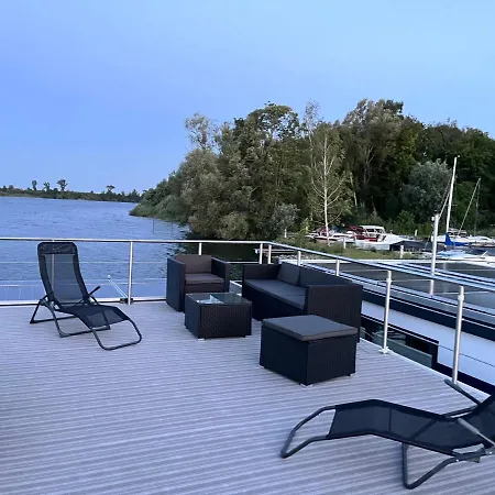 Casa vacanze Floating 33 - Sea Breeze