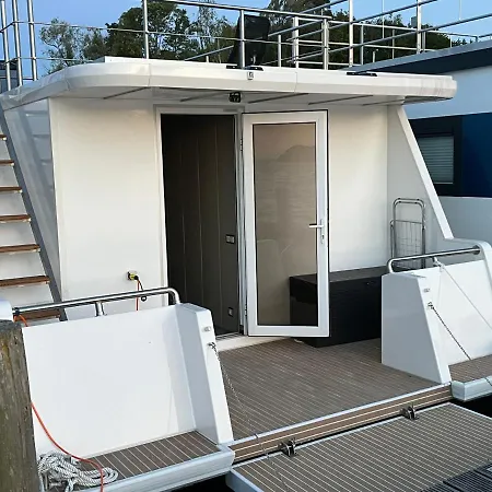 Vakantiehuis Floating 33 - Sea Breeze
